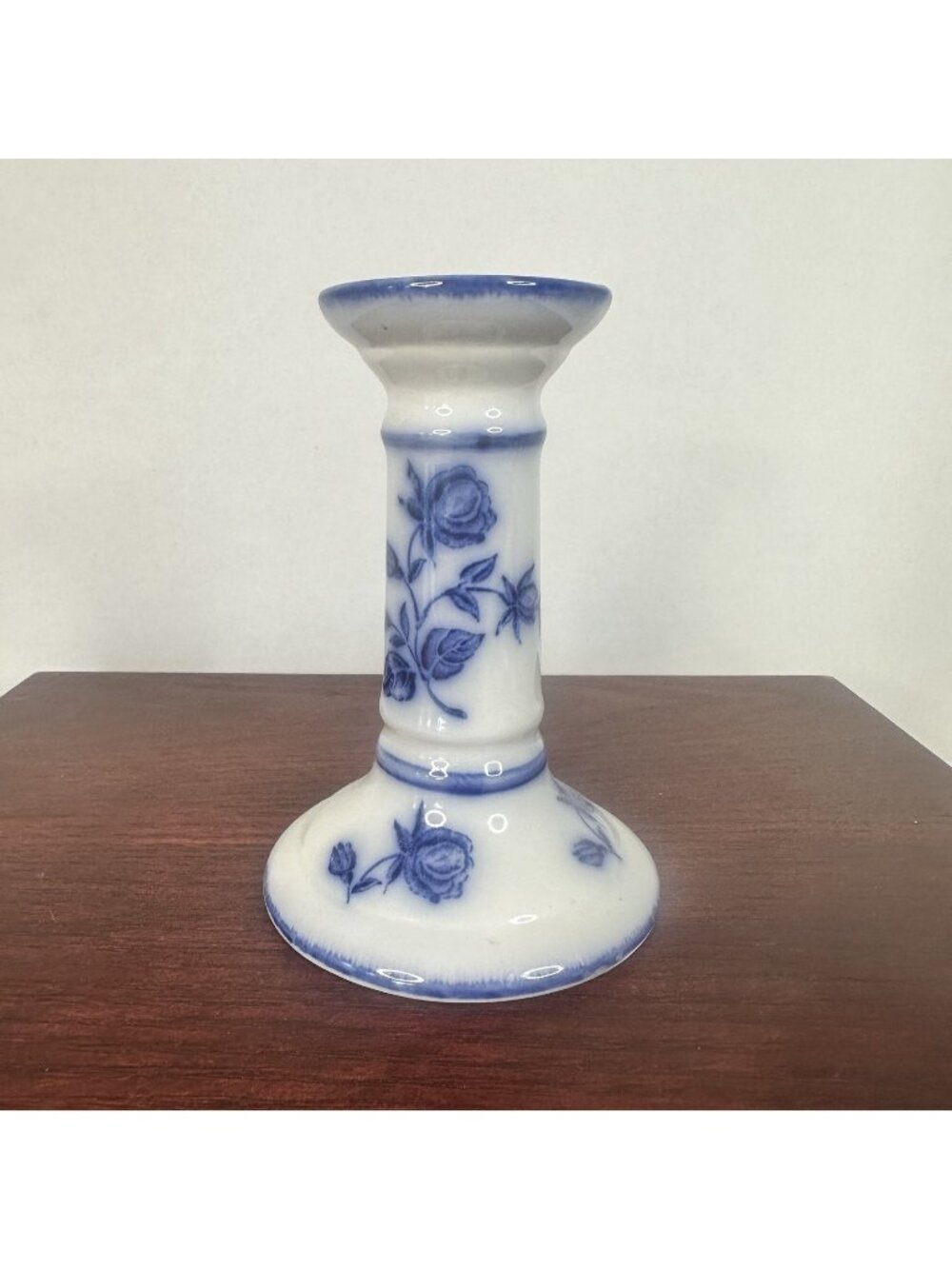 VTG Ironstone Staffordshire England Candle  Holder Flow Blue 5in Floral Romantic